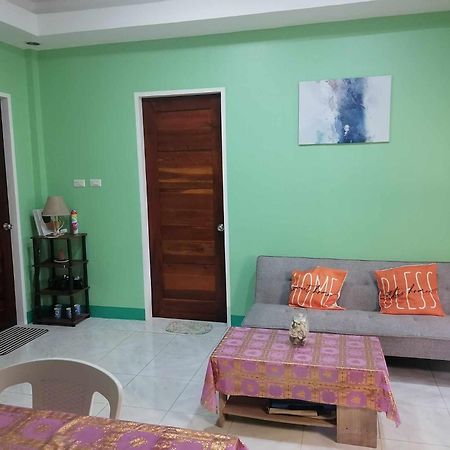 Andresas Homestay لوبوكْ المظهر الخارجي الصورة