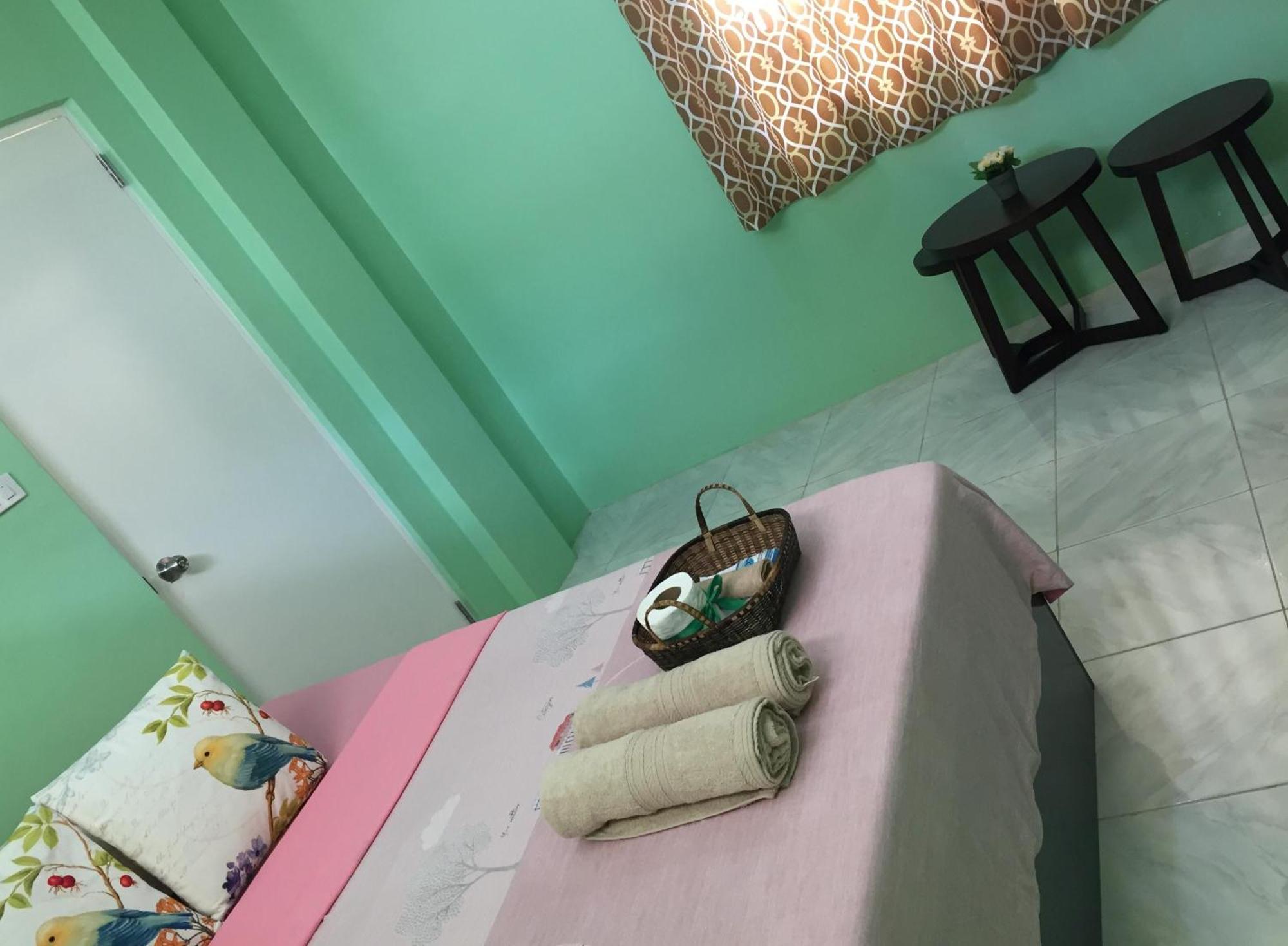 Andresas Homestay لوبوكْ المظهر الخارجي الصورة