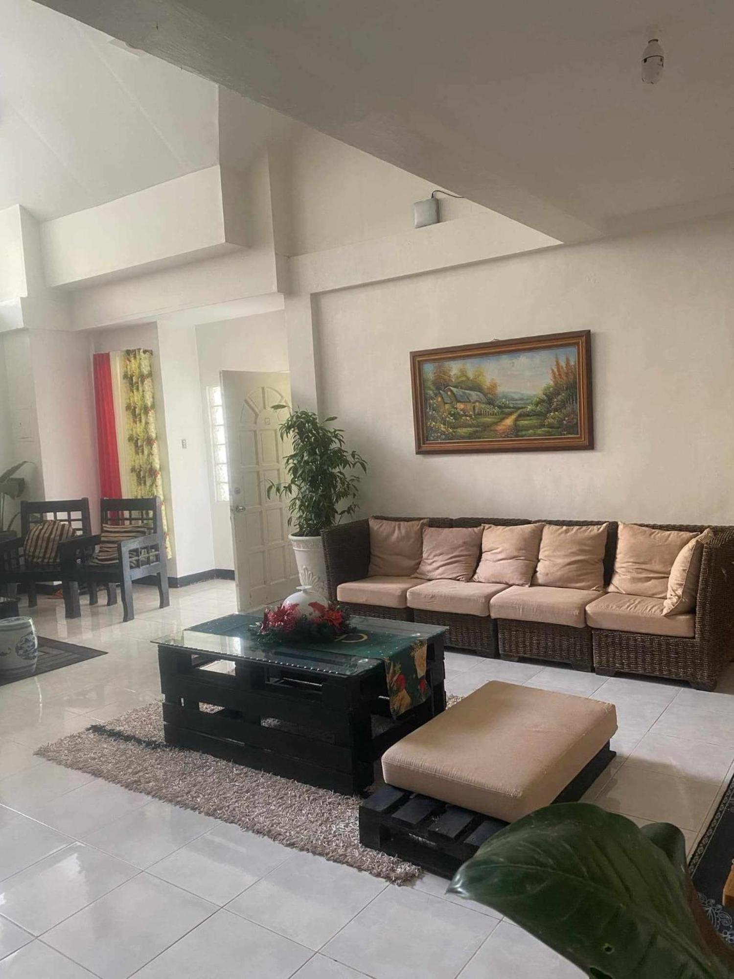 Andresas Homestay لوبوكْ المظهر الخارجي الصورة